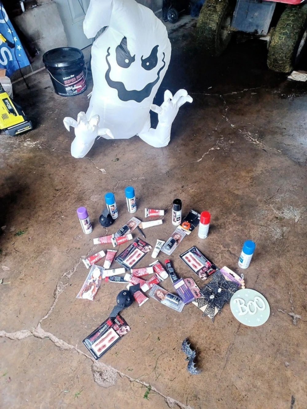 Halloween Decor Assorted Party Lot